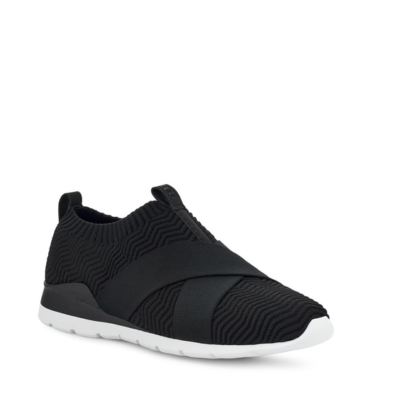 UGG Willows II Gore Trainer in Black - Picture 3 of 7